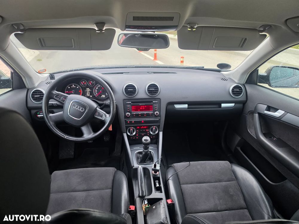 Audi A3 3-portiere 2.0 TDI Ambiente - 8