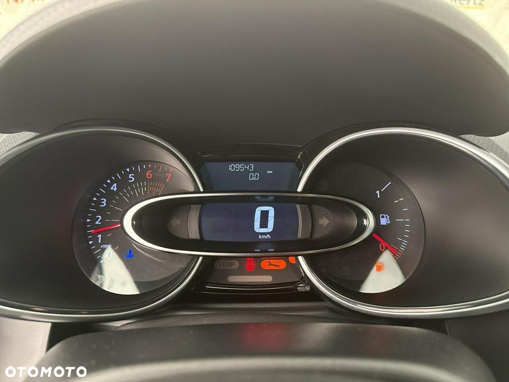 Renault Clio - 15