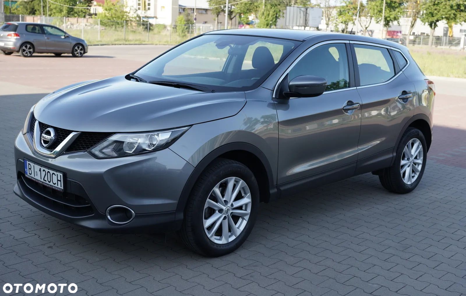 Nissan Qashqai - 1