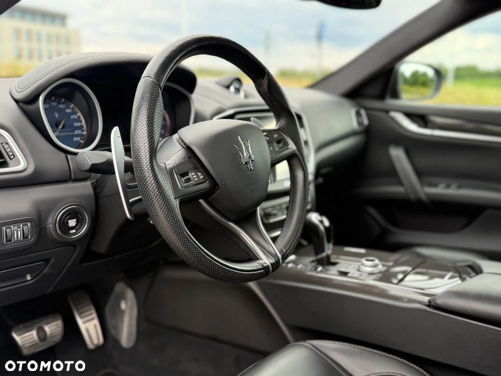 Maserati Ghibli S Q4 GranSport - 13