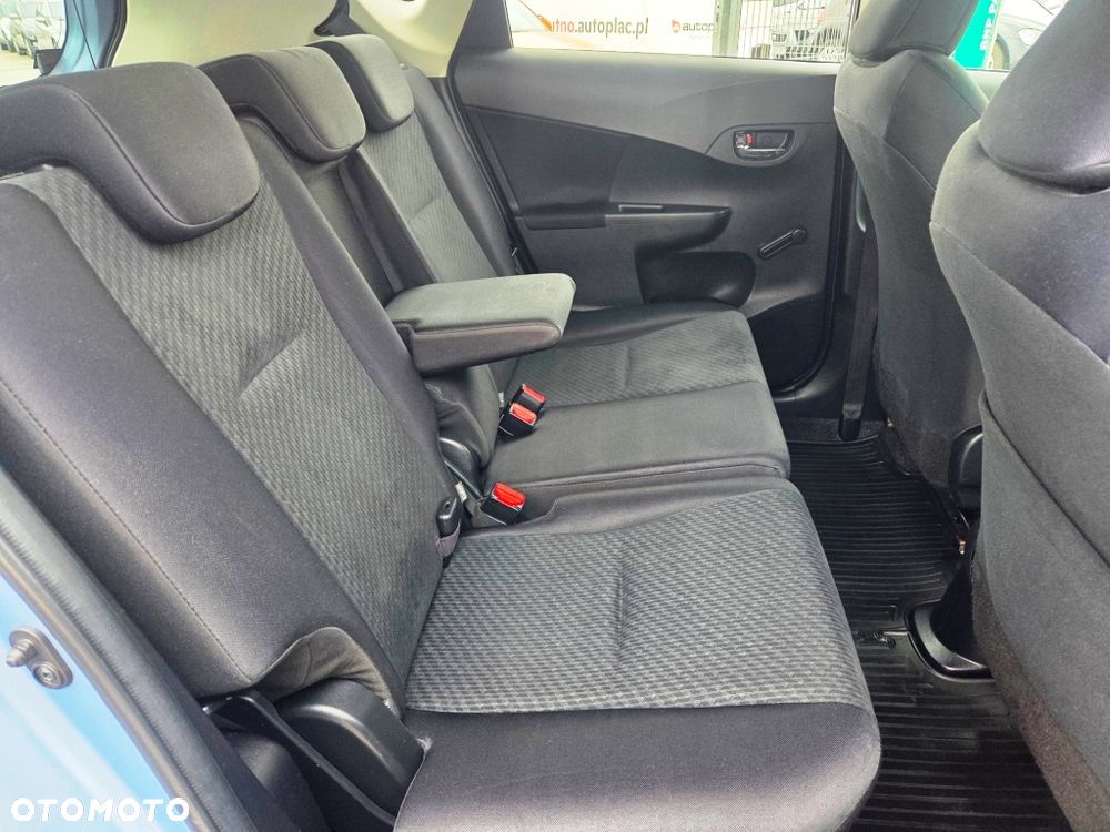 Toyota Verso S 1.33 Premium - 28