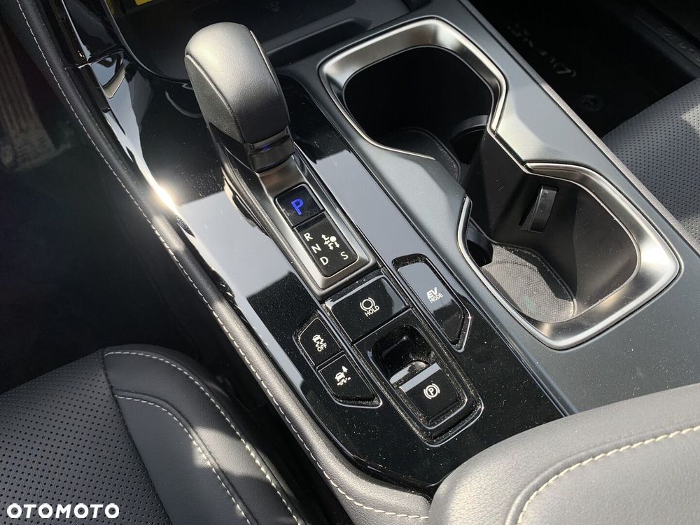 Lexus NX 350h Business AWD - 19