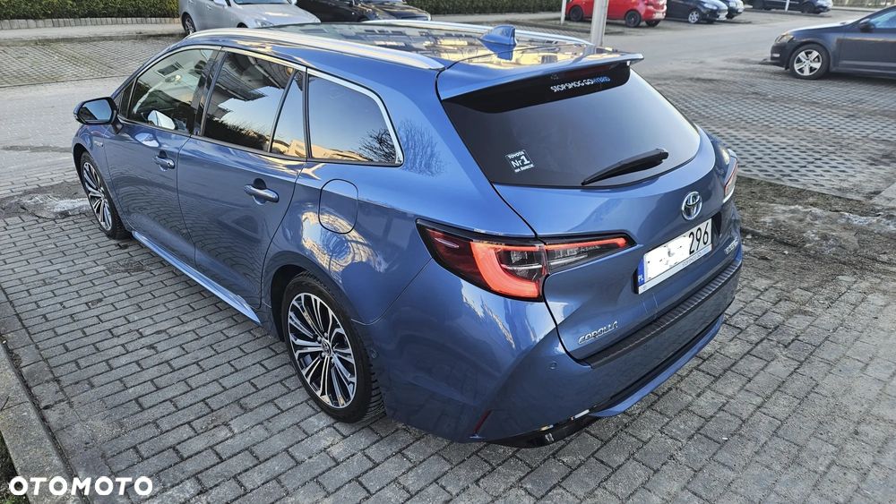 Toyota Corolla 2.0 Hybrid Executive - 5