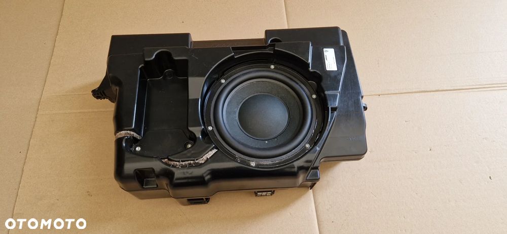 Porsche Macan 95B Speaker 95B035481B Subwoofer Bose