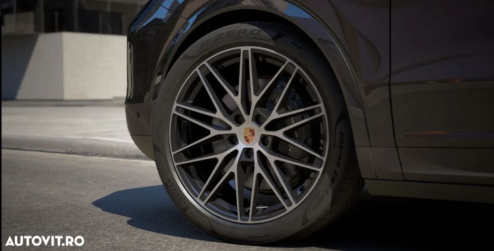 Porsche Cayenne Coupe E-Hybrid Tiptronic S - 2