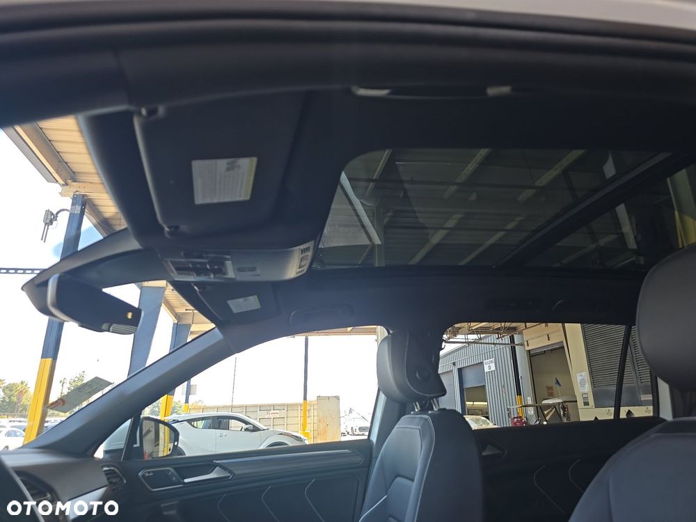 Volkswagen Tiguan - 13