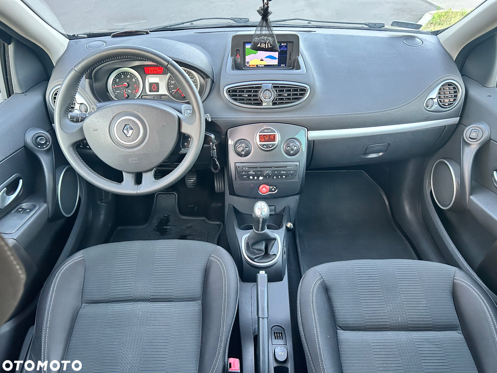 Renault Clio 1.2 16V Dwudziestka Euro5 - 18