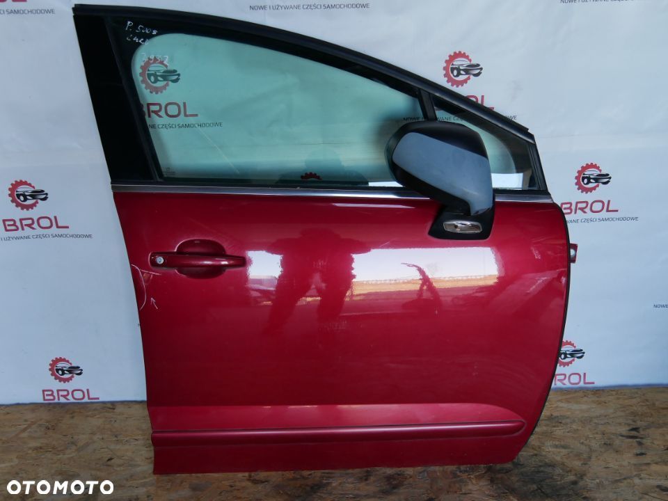 DRZWI PRZEDNIE PRAWE PEUGEOT 5008 11' LKRD