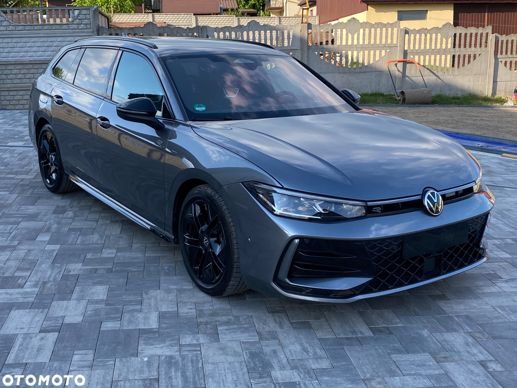 Volkswagen Passat Variant 2.0 TDI SCR DSG R-Line - 6