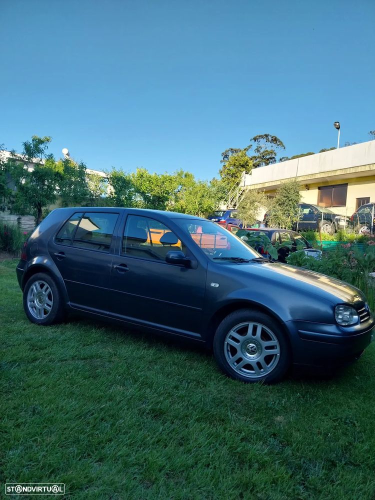 VW Golf 1.4i Confortline JE+AC - 2