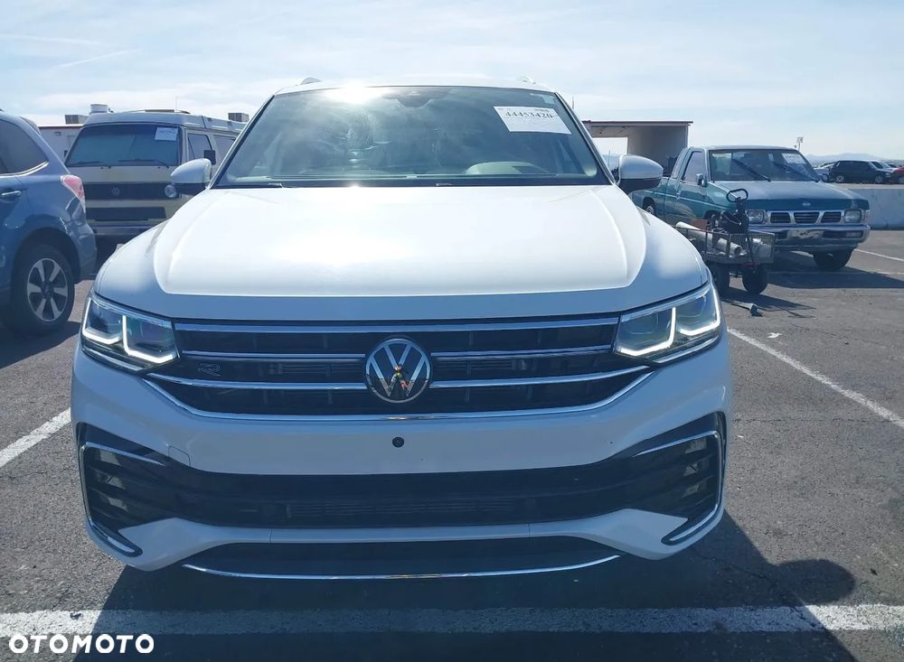 Volkswagen Tiguan Allspace - 9