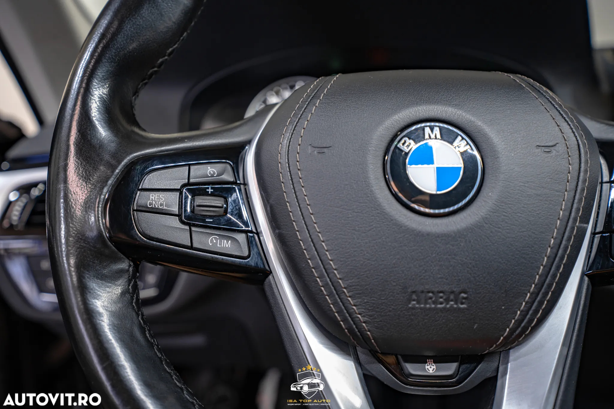 BMW Seria 5 520d AT - 32