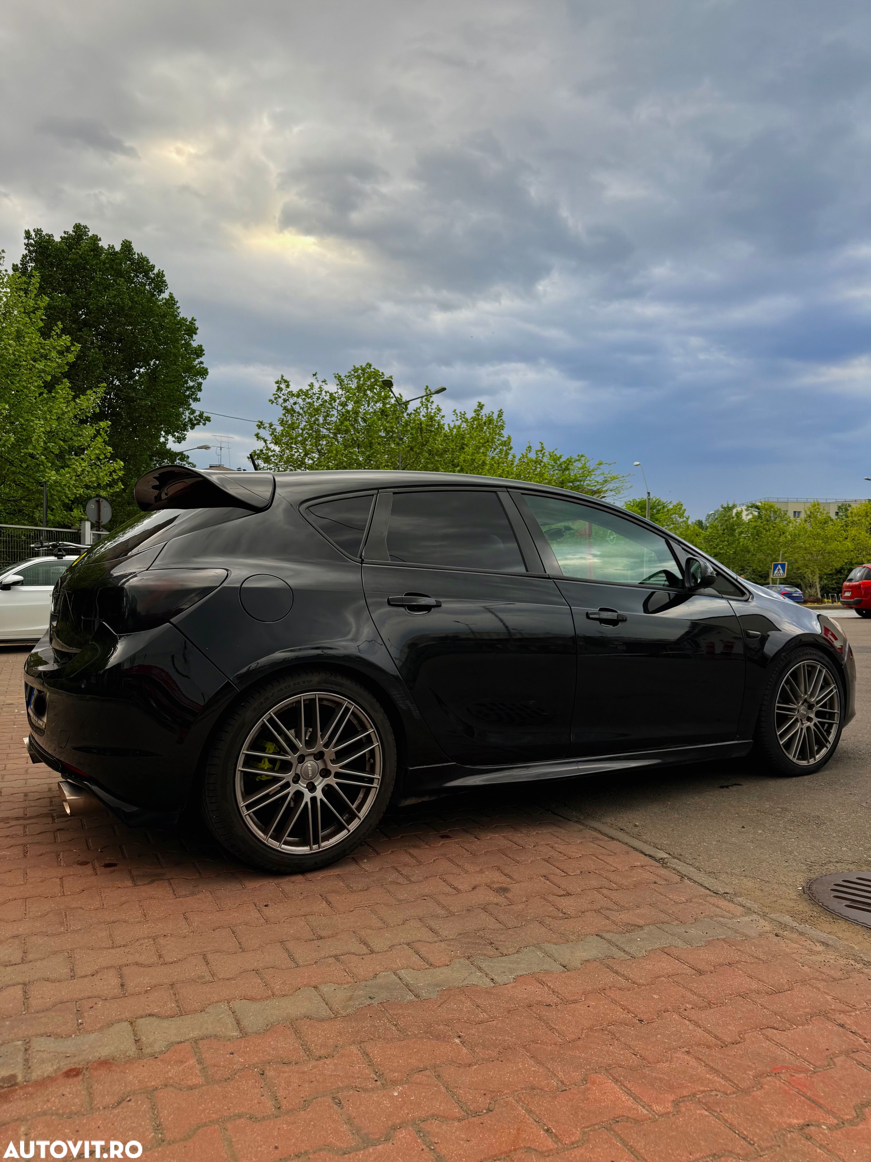 Opel Astra - 1
