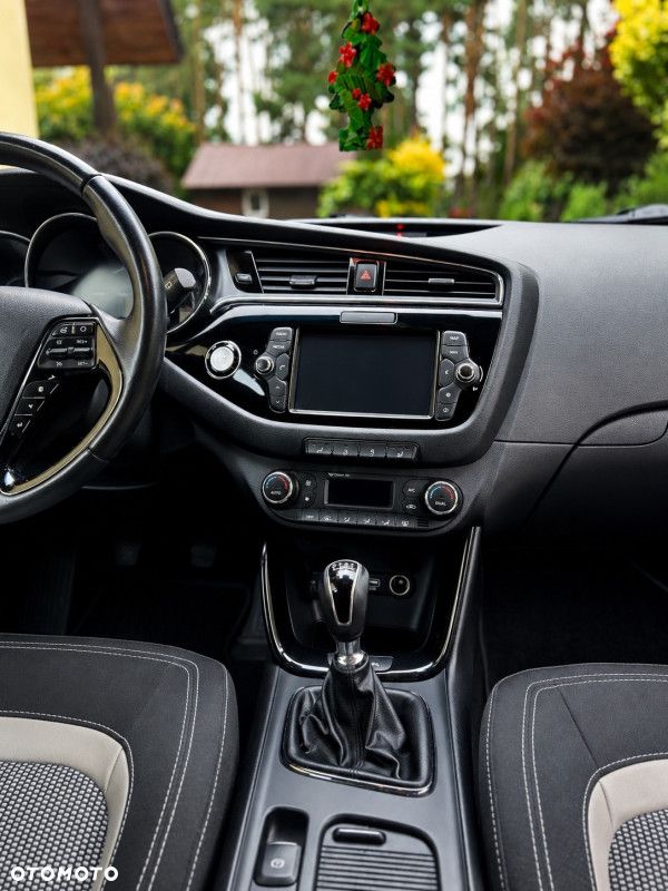 Kia Ceed - 5