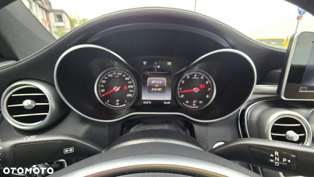 Mercedes-Benz Klasa C 200 4-Matic 9G-TRONIC - 6
