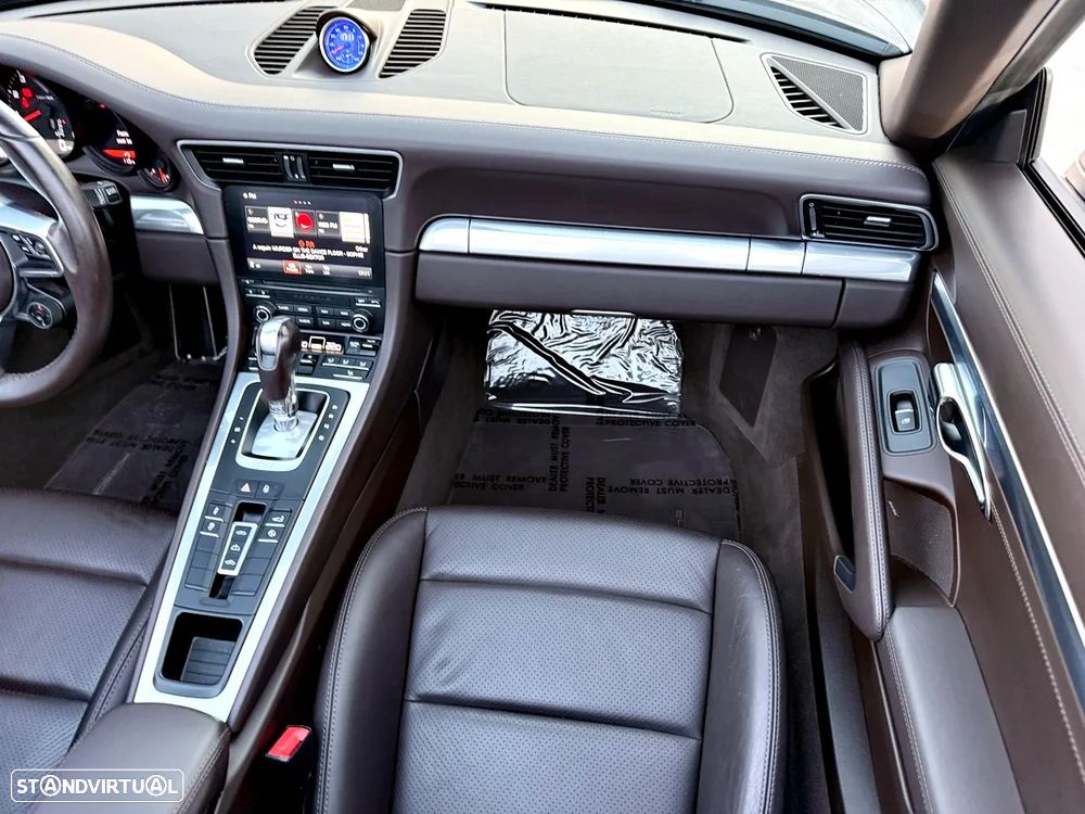 Porsche 911 (991) Carrera 4S Cabriolet PDK - 11