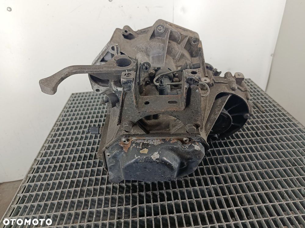 SKRZYNIA BIEGÓW MANUALNA 5 SKODA FABIA II JHN 1.2 HTP 6V 60KM - 4