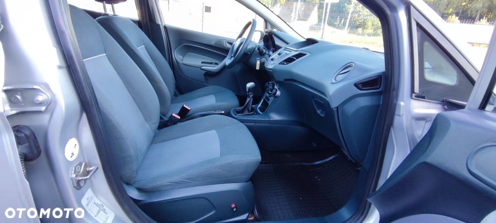 Ford Fiesta 1.6 TDCi DPF Gold X (SVP) - 8