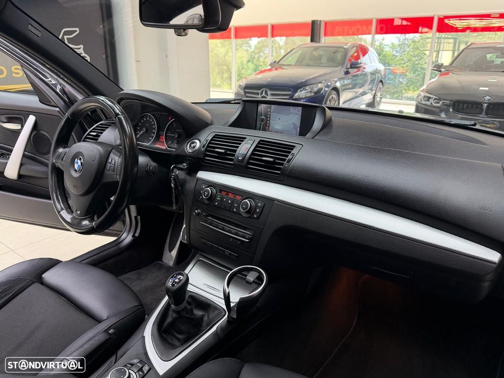 BMW 118 dA Pack M - 29