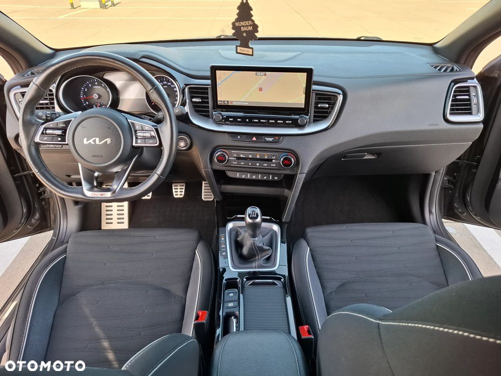 Kia ProCeed 1.5 T-GDI GT Line - 25