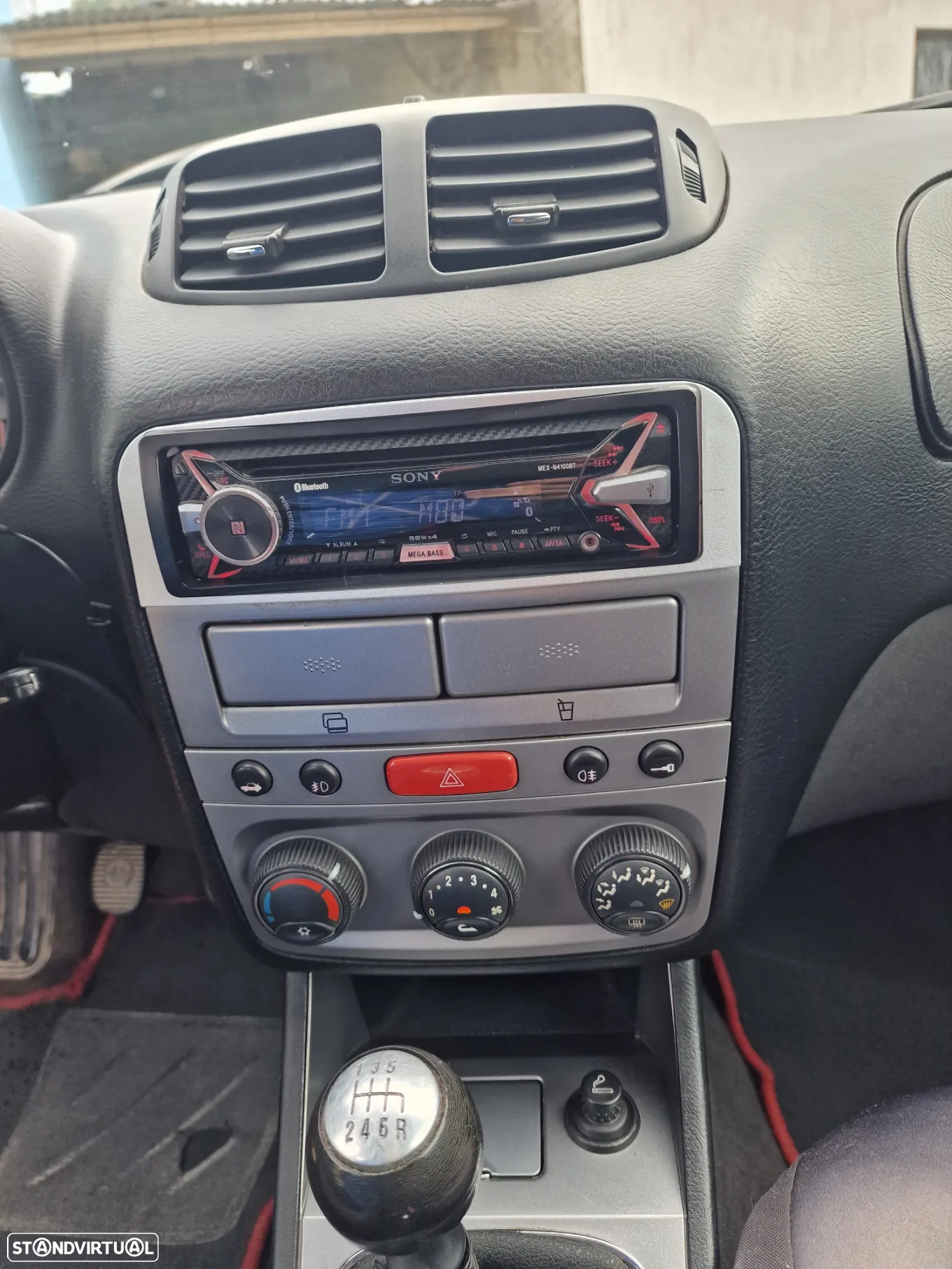 Alfa Romeo 147 1.9 JTD 16V Executive - 31