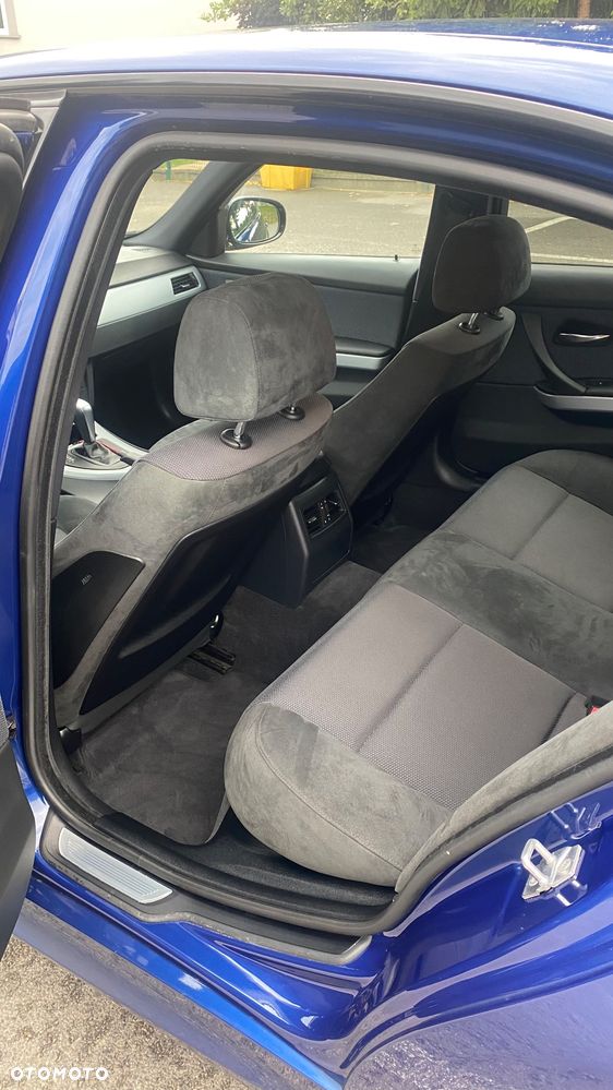 BMW Seria 3 ver-325i-edition-sport - 9