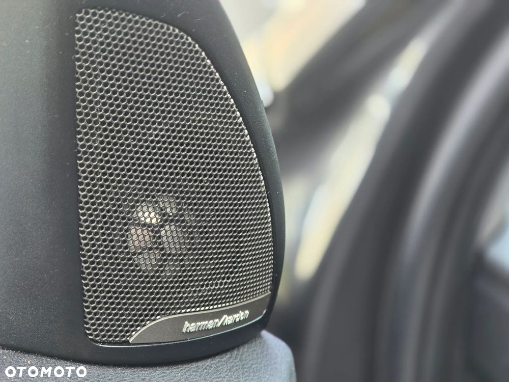 BMW X1 sDrive20d - 27