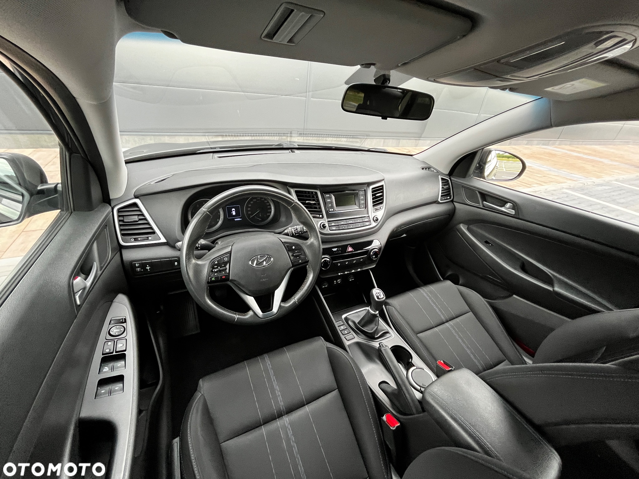 Hyundai Tucson 1.6 GDI BlueDrive Comfort 2WD - 29