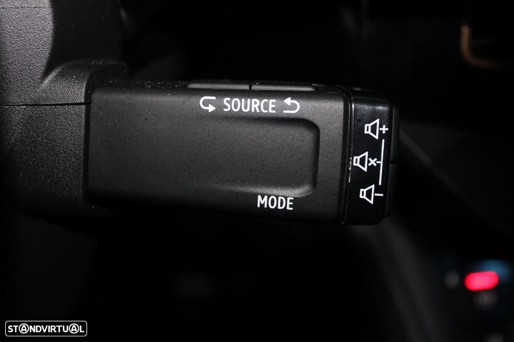 Renault 4 E-Tech 52 kWh Techno Autonomia Conforto - 20