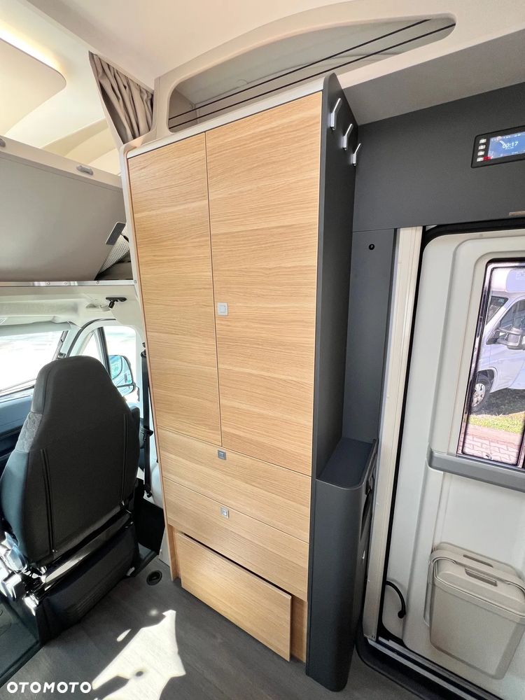 Adria Coral XL 600 DP - 24