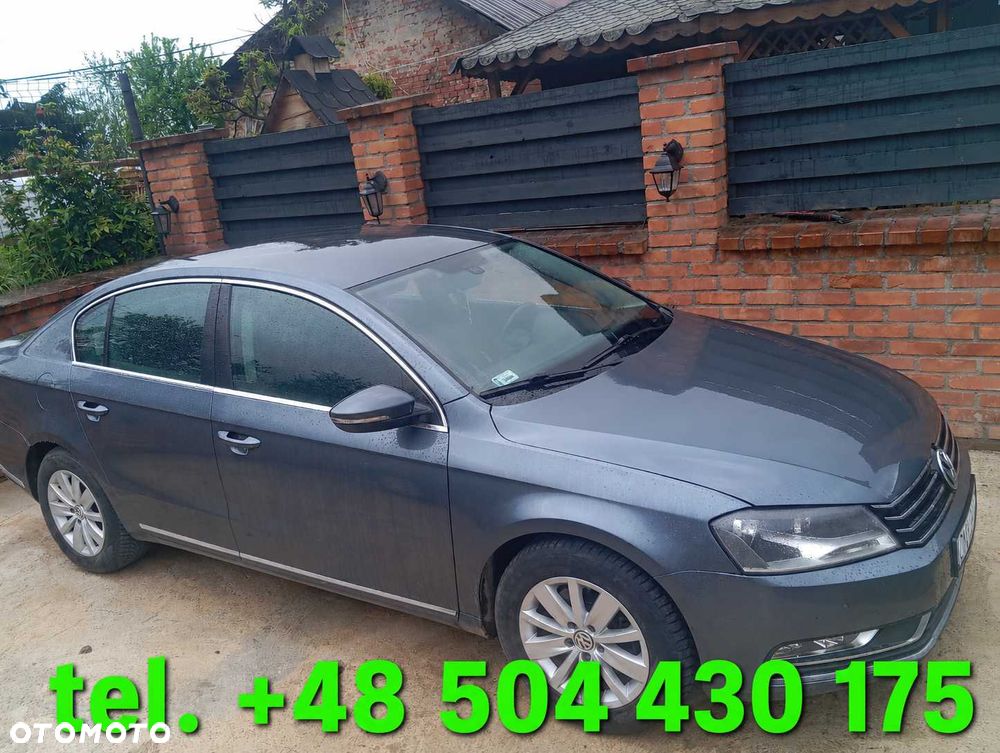 Volkswagen Passat - 1