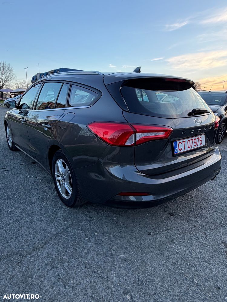 Ford Focus 1.5 TDCi DPF Start-Stopp-System Aut. Business - 14