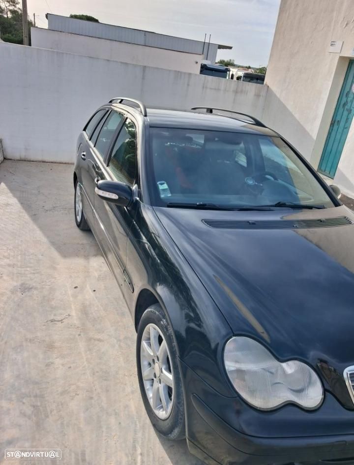 Mercedes-Benz A 220 - 3