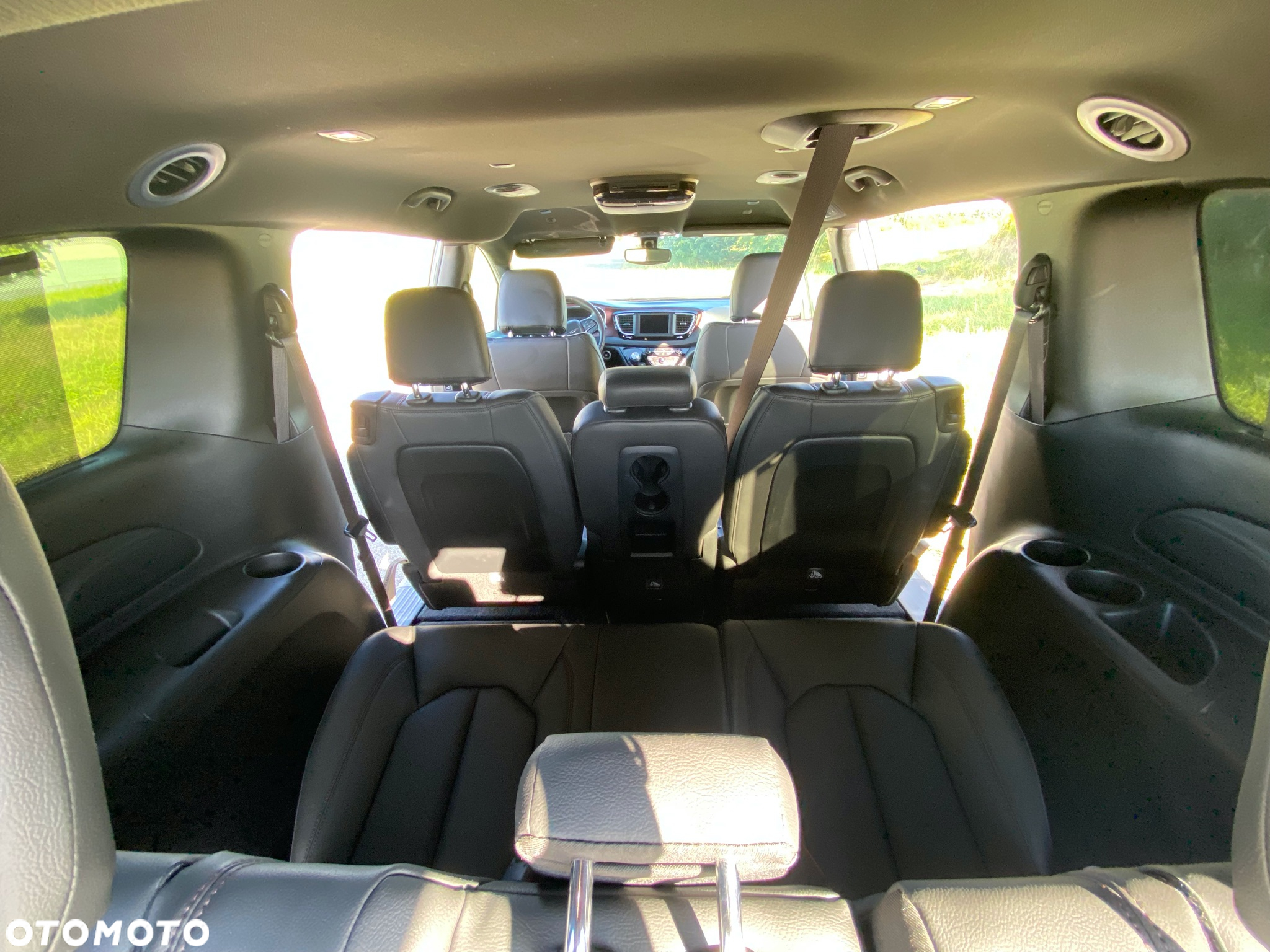 Chrysler Pacifica - 14