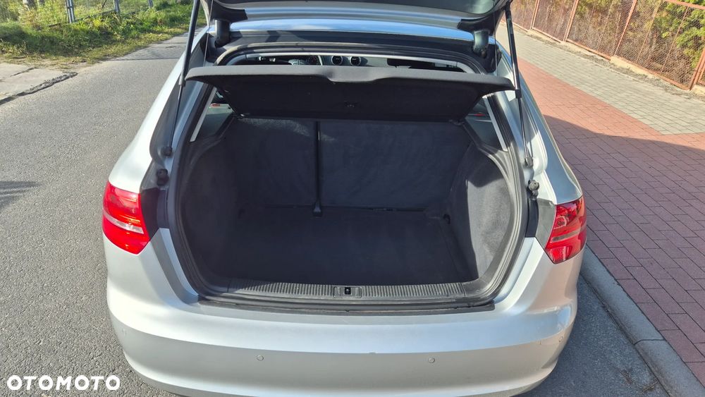 Audi A3 Sportback 1.6 Ambiente - 7