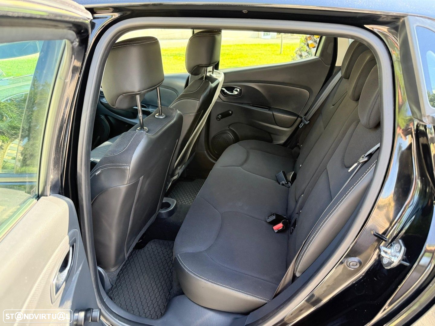 Renault Clio 0.9 TCE Limited - 27