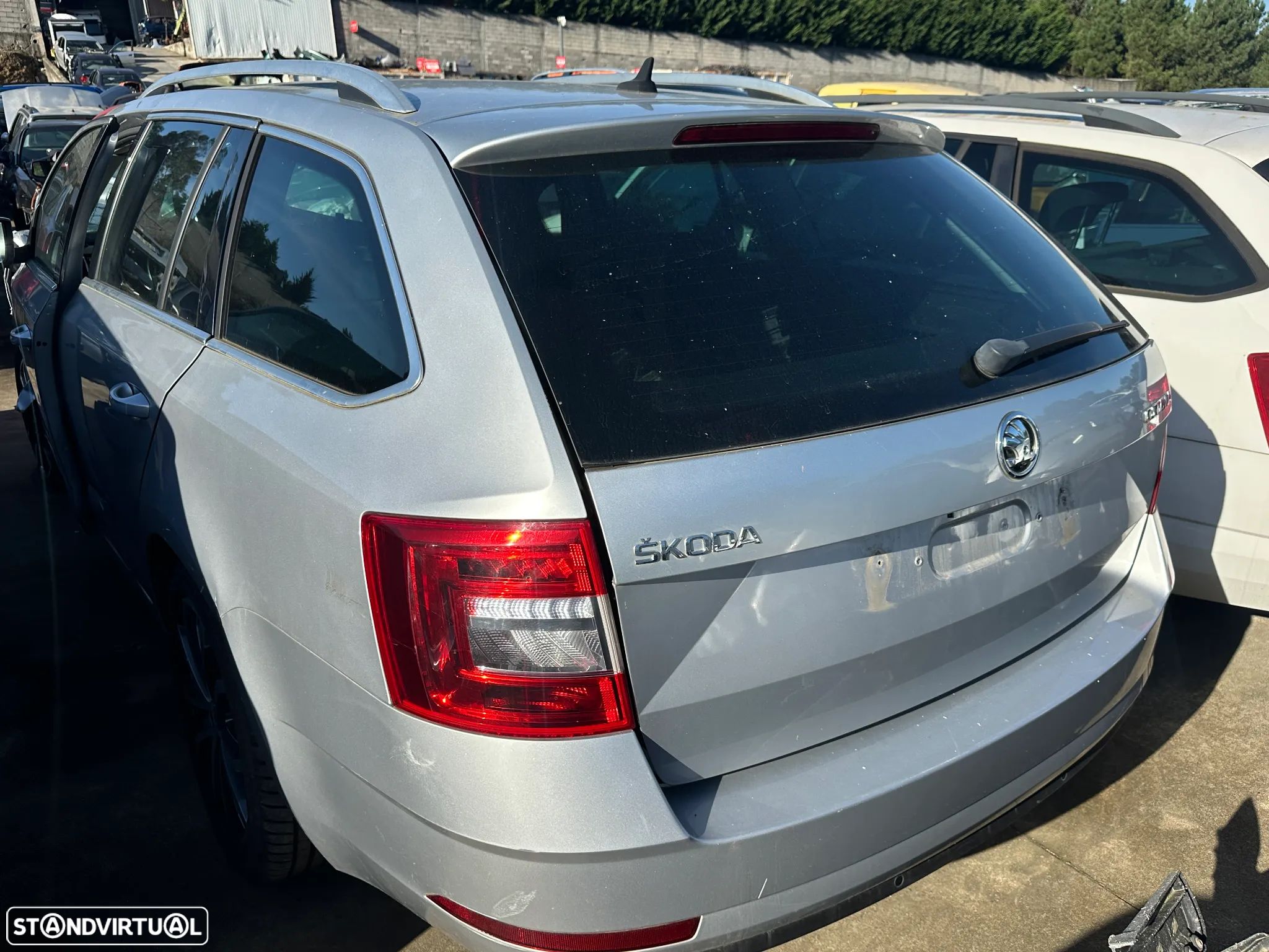 SKODA OCTAVIA BREAK 1.6 TDI 115 CV DE 2019 MOTOR DDY (CENTRO DE ABATE) - 1