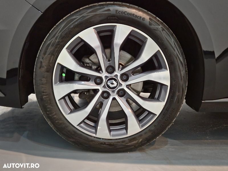 Renault Megane TCe 140 GPF Techno - 6