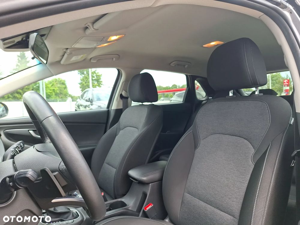 Hyundai i30 1.5 T-GDI 48V Smart DCT - 11