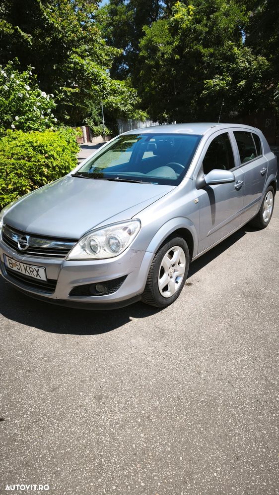 Opel Astra - 1