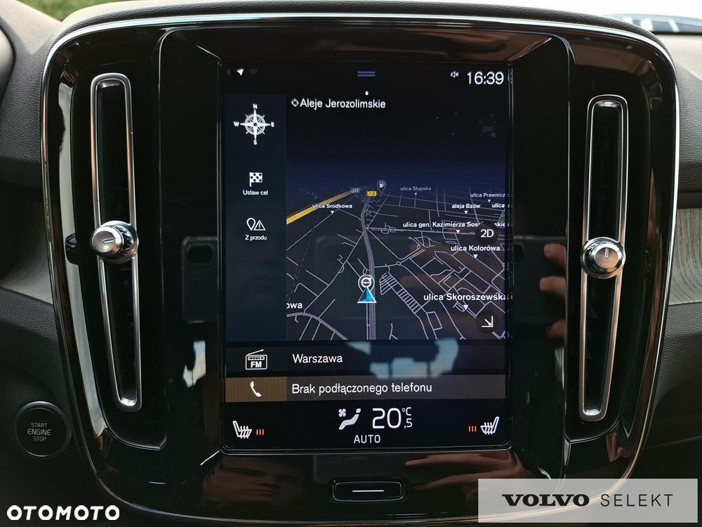 Volvo XC 40 - 24