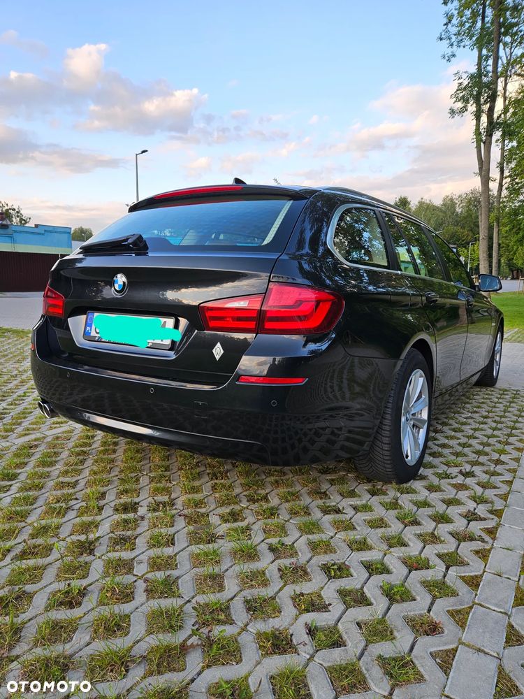 BMW Seria 5 520d Touring - 2