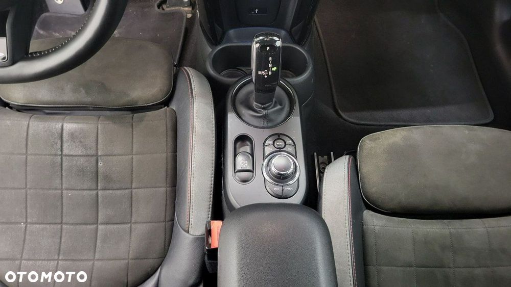 MINI John Cooper Works - 19