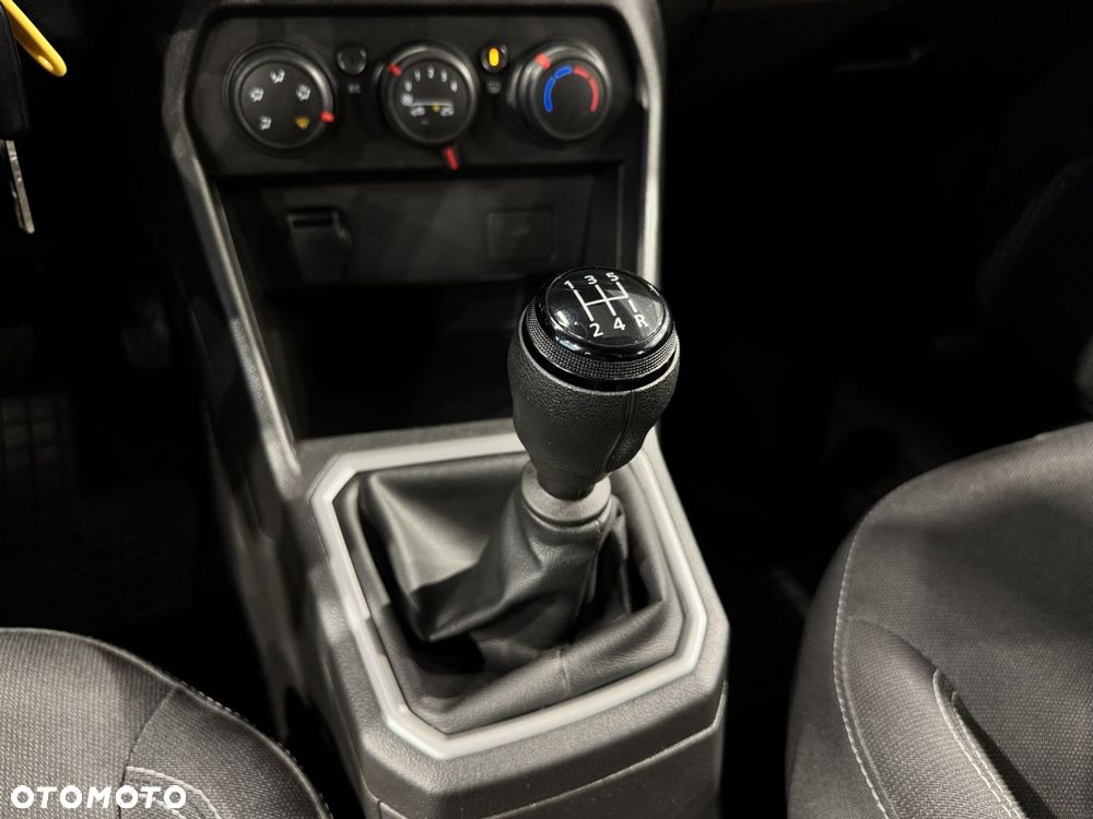 Dacia Sandero - 25