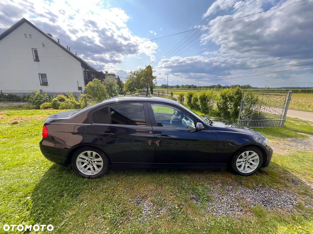 BMW Seria 3 320d - 5