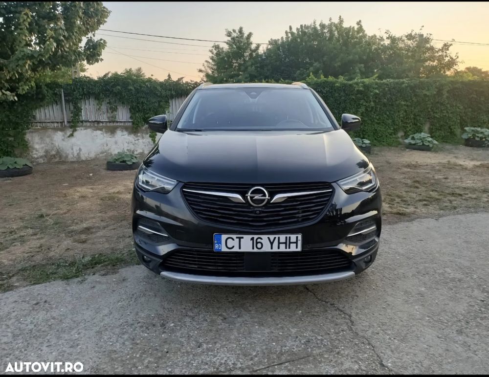 Opel Grandland X 1.2 Start/Stop Automatik Business Edition - 1