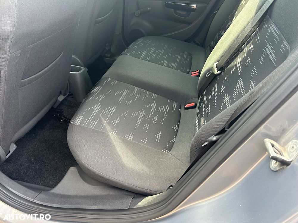Opel Corsa - 8