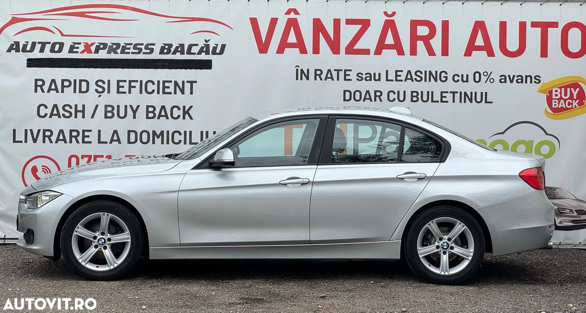 BMW Seria 3 318d Touring Aut. - 15