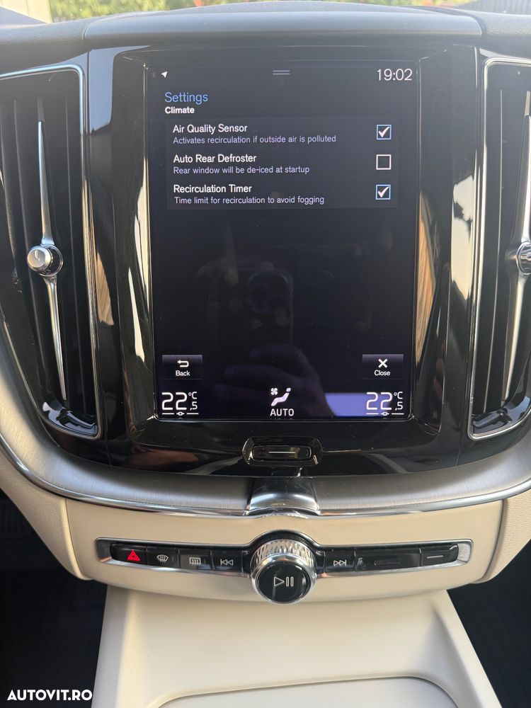 Volvo XC 60 B4 B Geartronic Momentum - 34