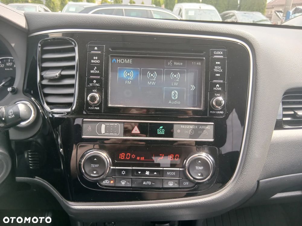 Mitsubishi Outlander 2.0 Intense Comfort 4WD CVT - 15